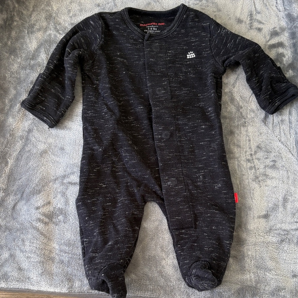 Magnetic Me Black Speckled Kids Footie